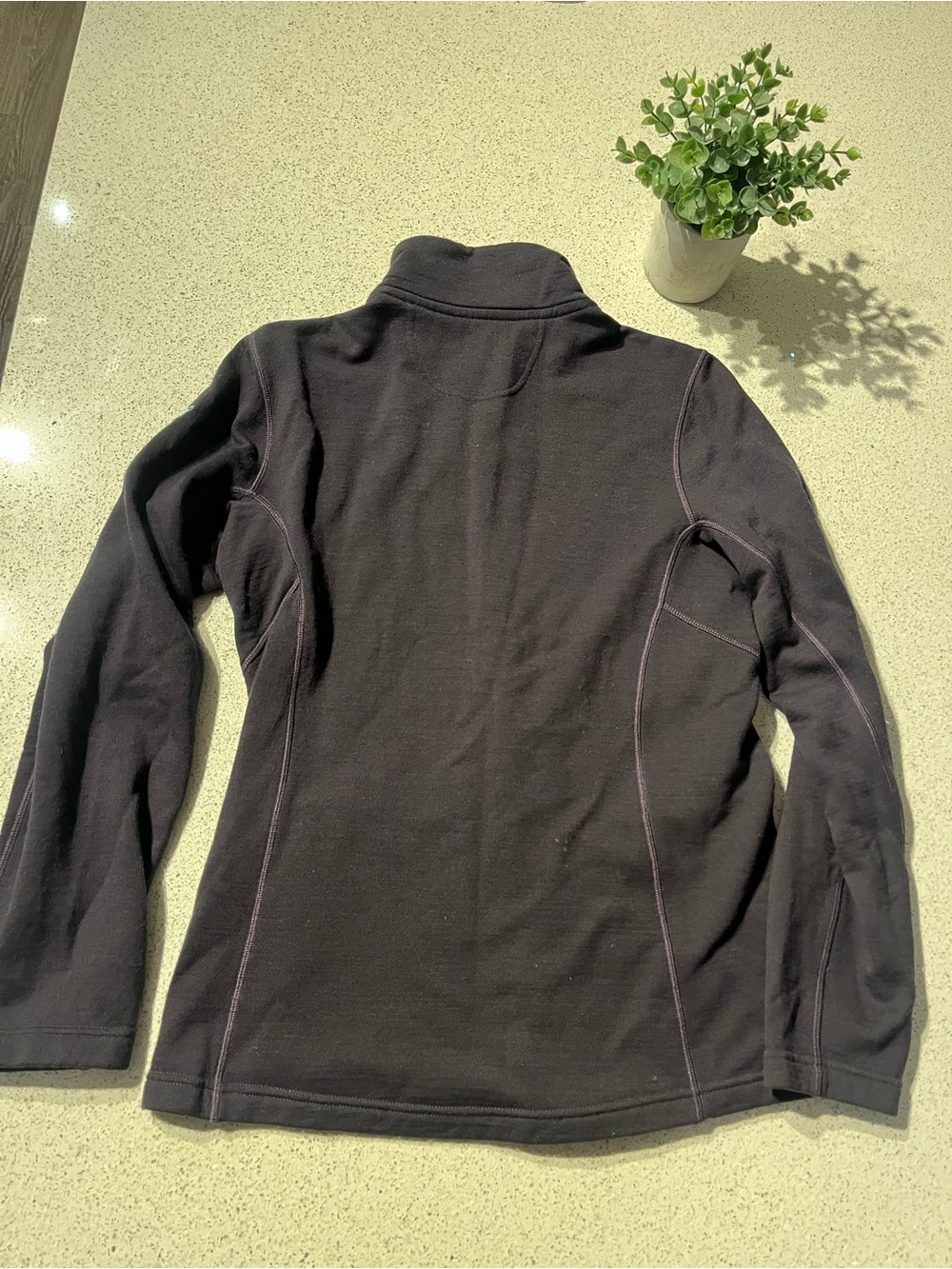 Icebreaker Sz S Women’s Zip Fleece Merino Wool in Plum Purple - Picture 10 of 15